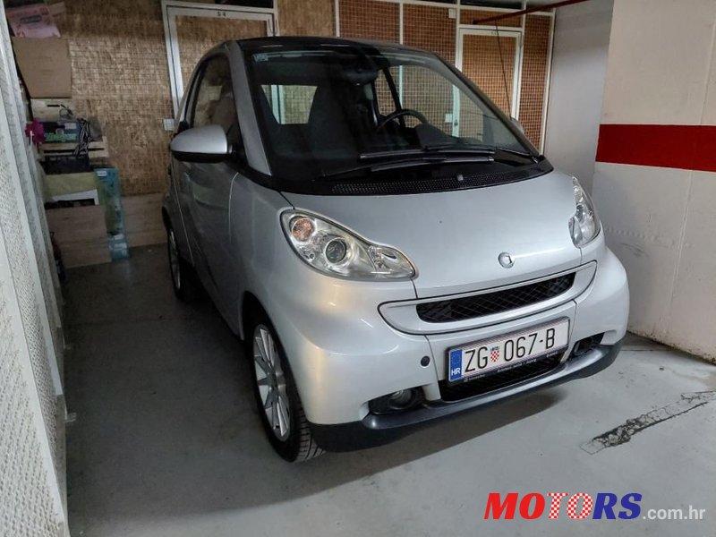 2009' Smart Fortwo photo #2