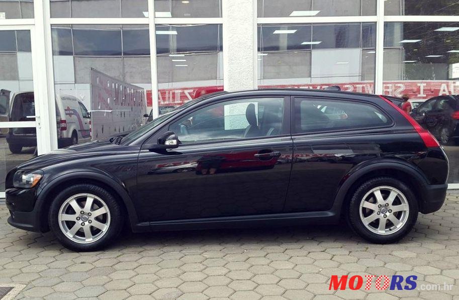 2009' Volvo C30 1,6 D photo #1
