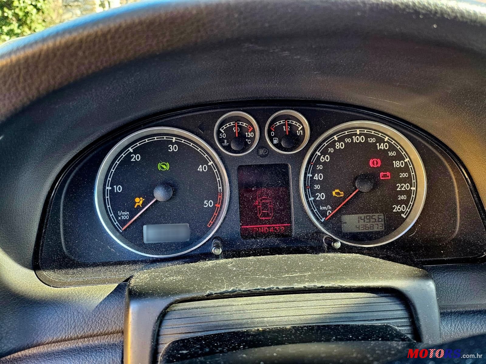 2004' Volkswagen Passat Variant photo #4