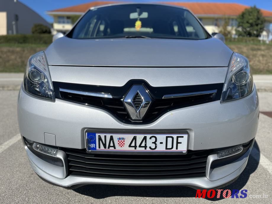 2014' Renault Scenic Dci photo #2