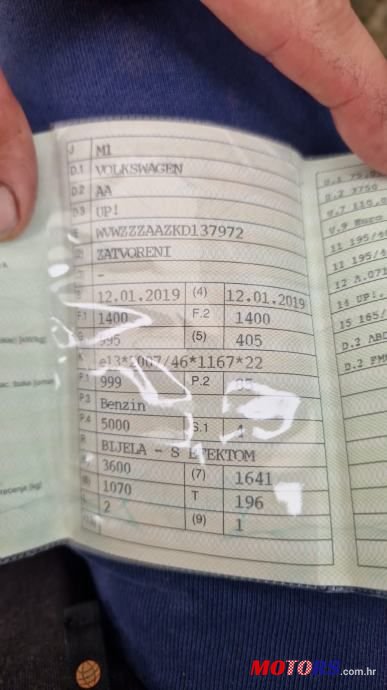 2019' Volkswagen Up! Gti photo #2