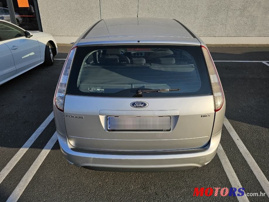 2008' Ford Focus Karavan photo #4