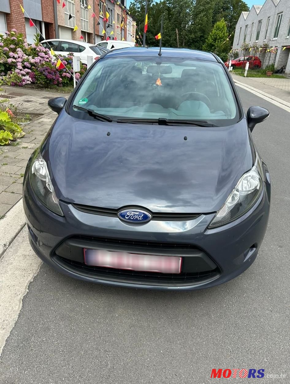 2010' Ford Fiesta 1,6 photo #1