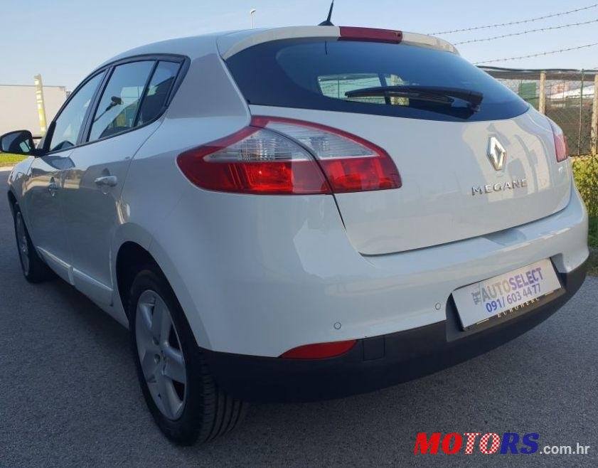 2014' Renault Megane 1,5 Dci Edc photo #2