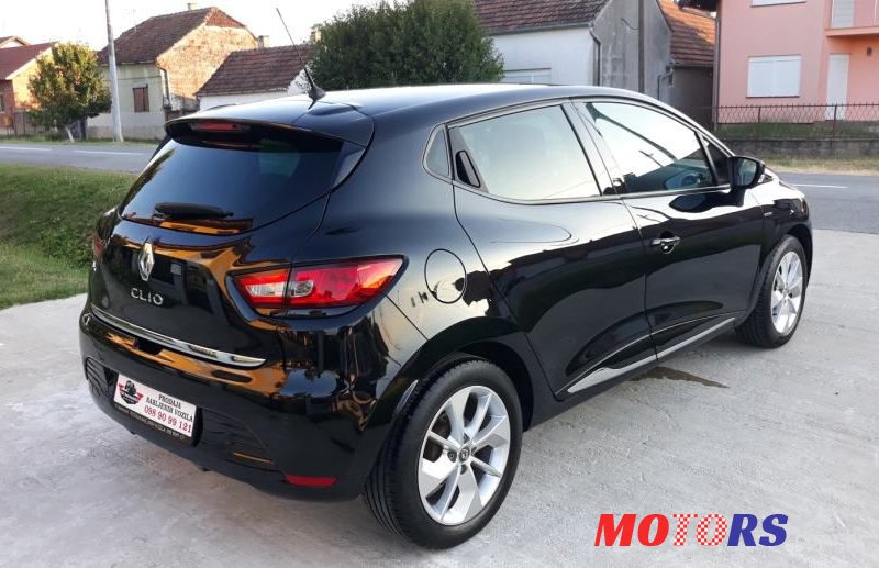 2016' Renault Clio photo #5