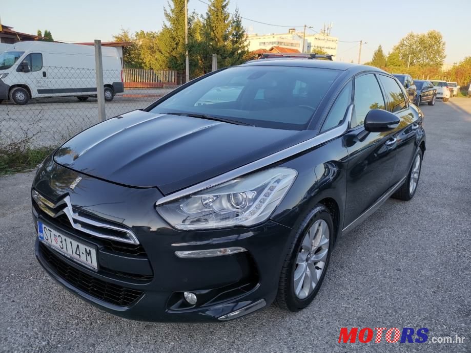 2012' Citroen DS5 1,6 E-Hdi photo #1