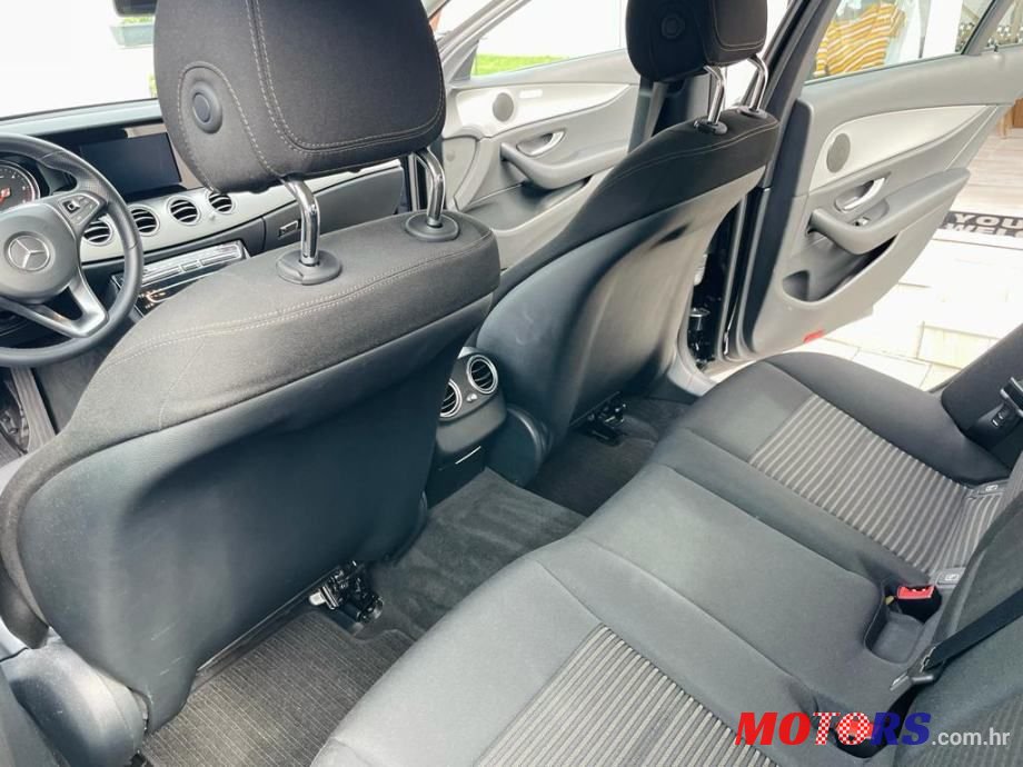 2018' Mercedes-Benz E-Klasa 220 D photo #4