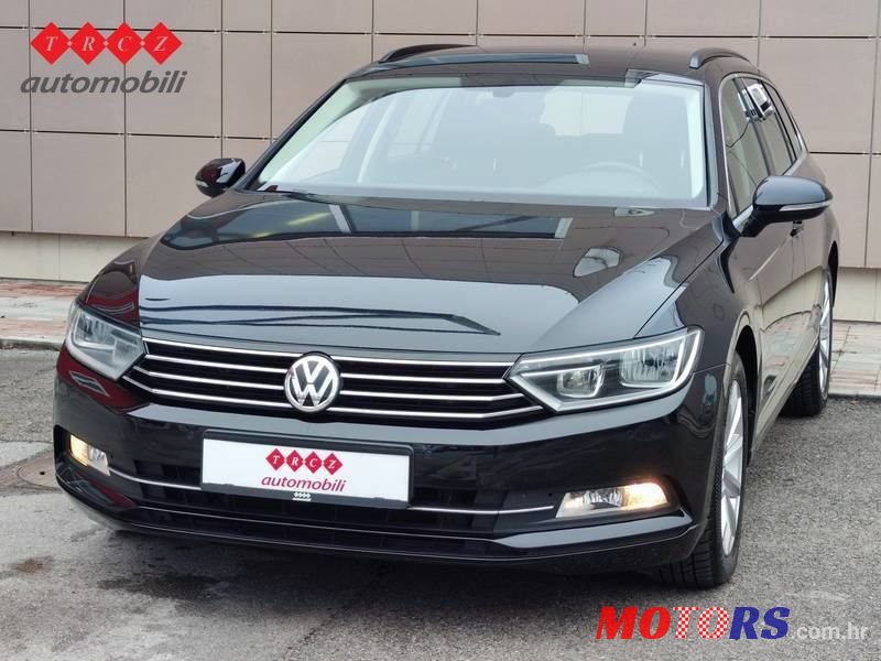 2016' Volkswagen Passat Variant photo #1