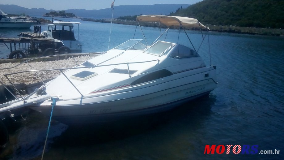 1990' Bayliner 2255 photo #1