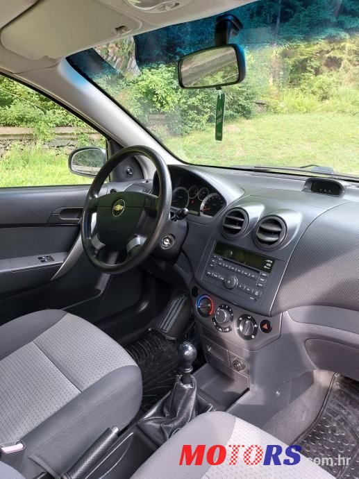 2009' Chevrolet Aveo photo #6