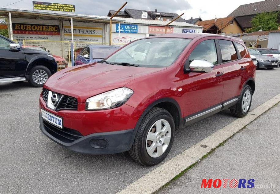 2011' Nissan Qashqai photo #2