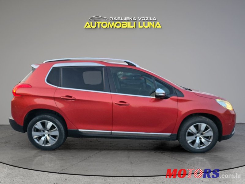 2015' Peugeot 2008 1,2 photo #2