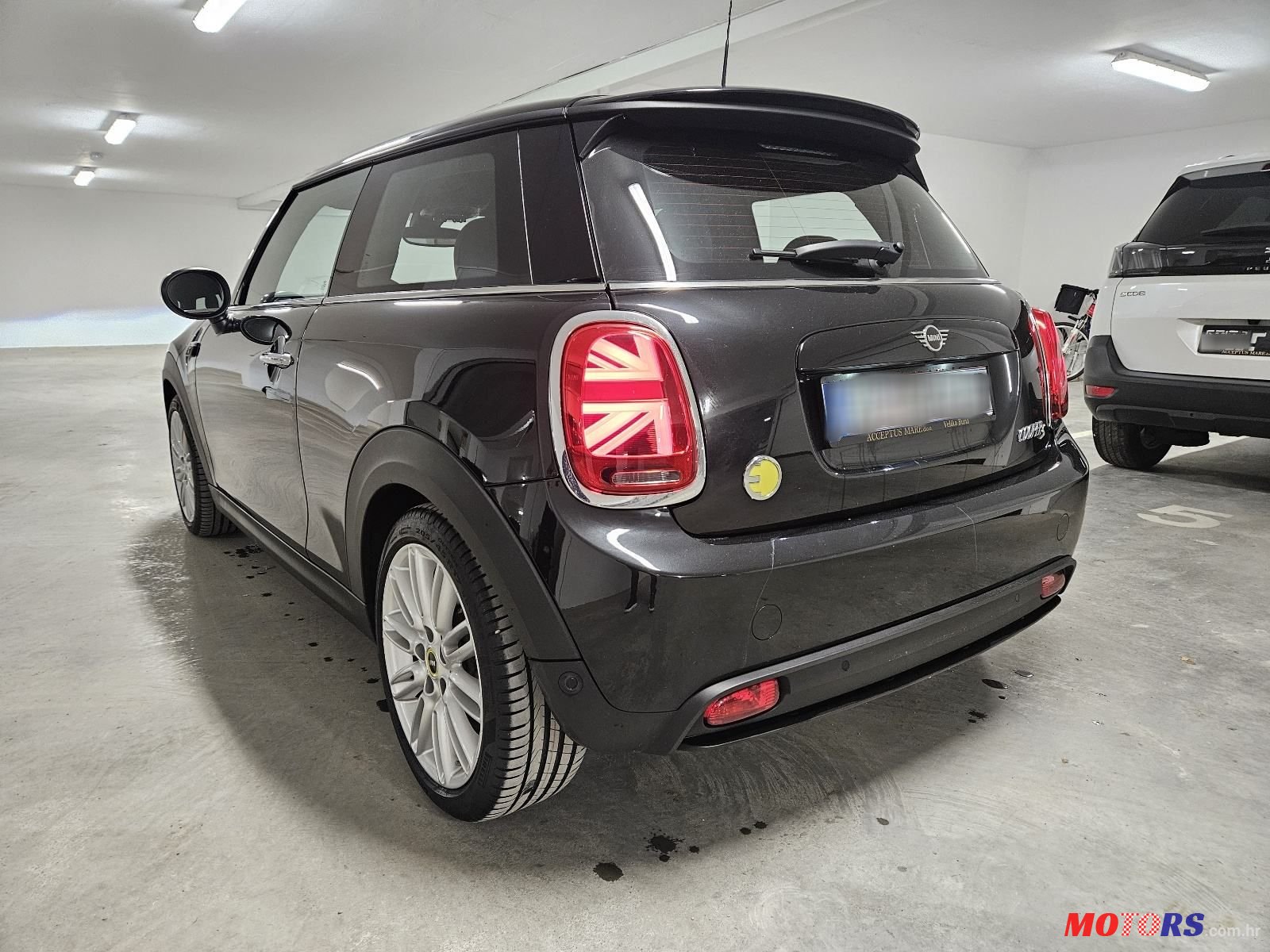 2022' MINI Cooper 1 photo #4