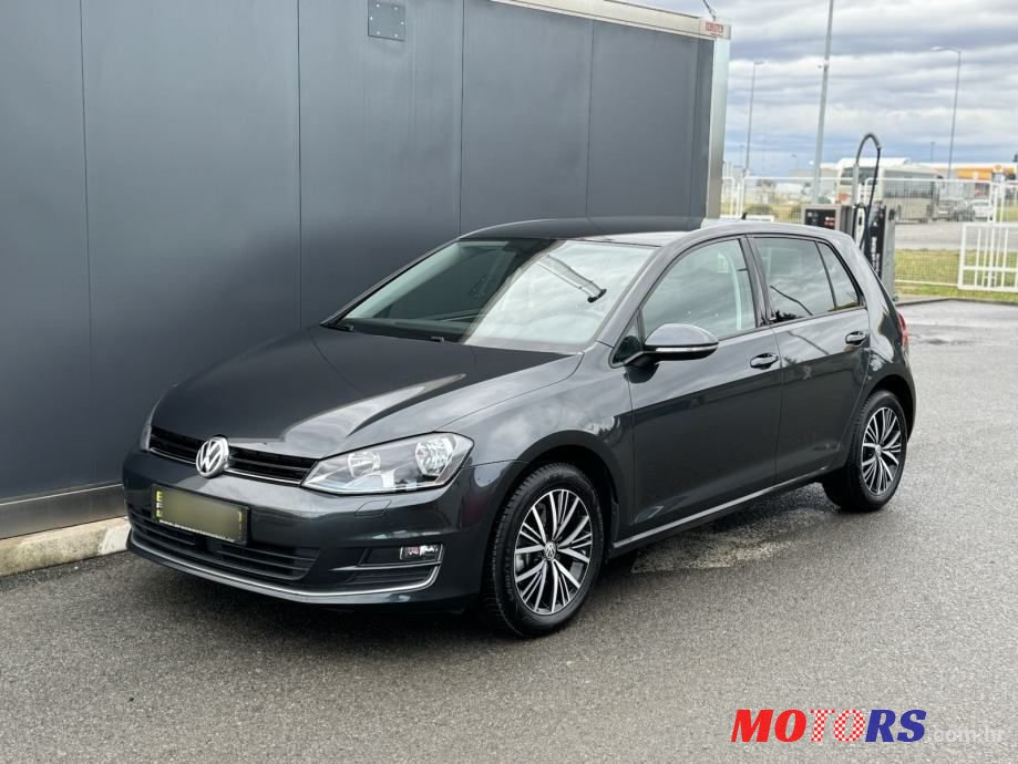 2016' Volkswagen Golf 7 1,6 Tdi Bmt photo #1