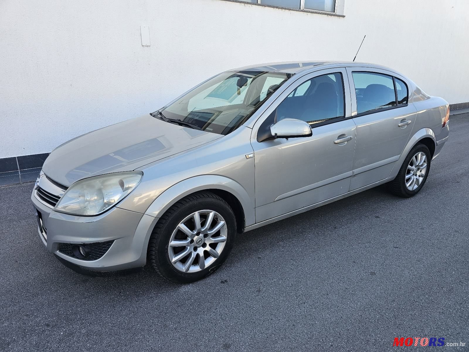 2008' Opel Astra 1,8 16V photo #3