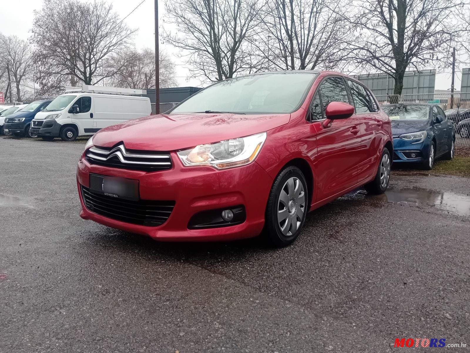 2013' Citroen C4 1,6 Hdi photo #1