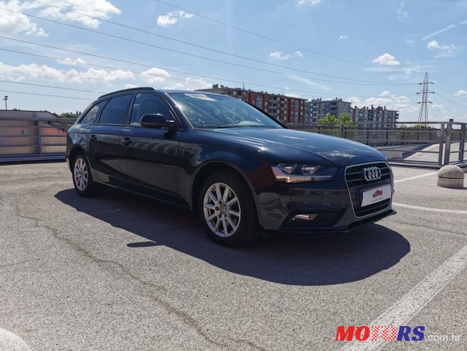 2013' Audi A4 Avant photo #4