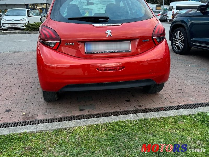 2017' Peugeot 208 photo #3