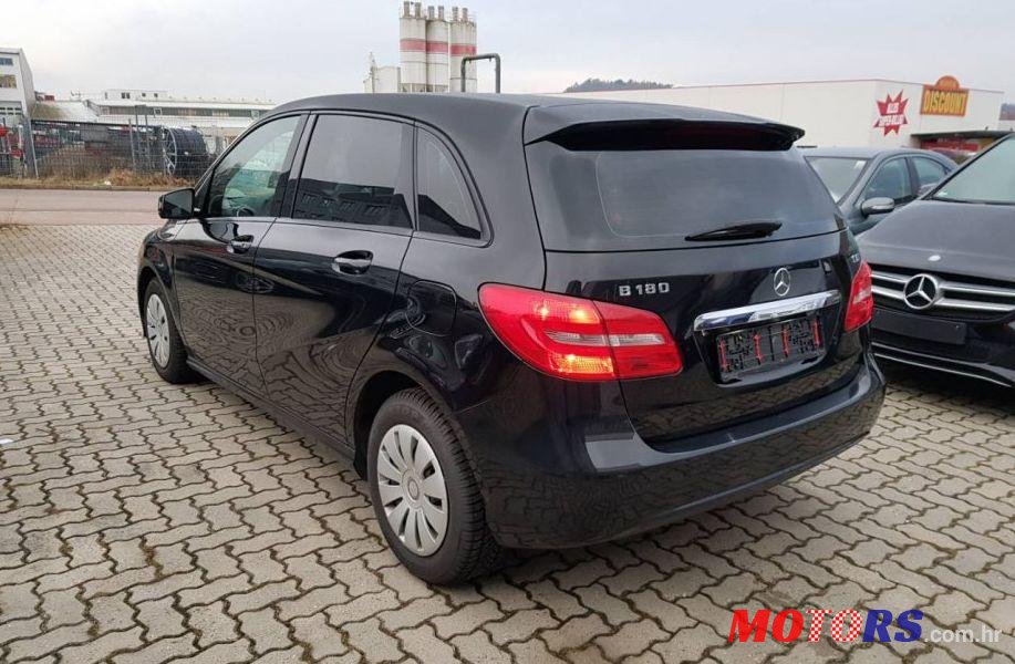2013' Mercedes-Benz B-Klasa 180 Cdi photo #2