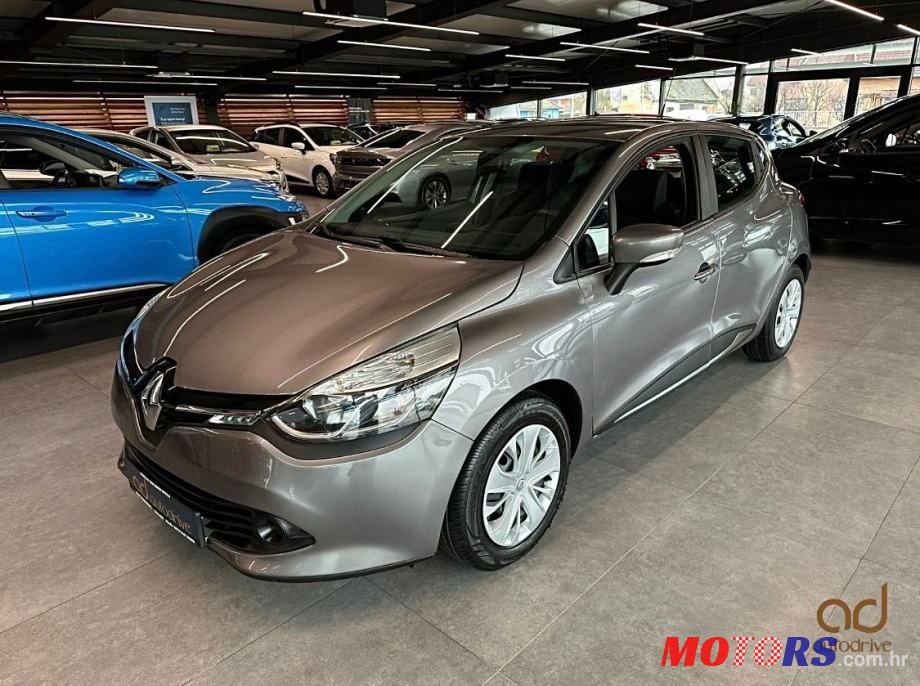 2015' Renault Clio Tce 90 photo #1