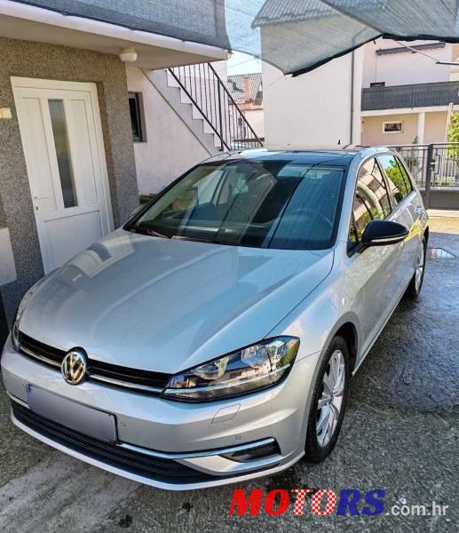 2019' Volkswagen Golf VII 1,6 Tdi photo #2