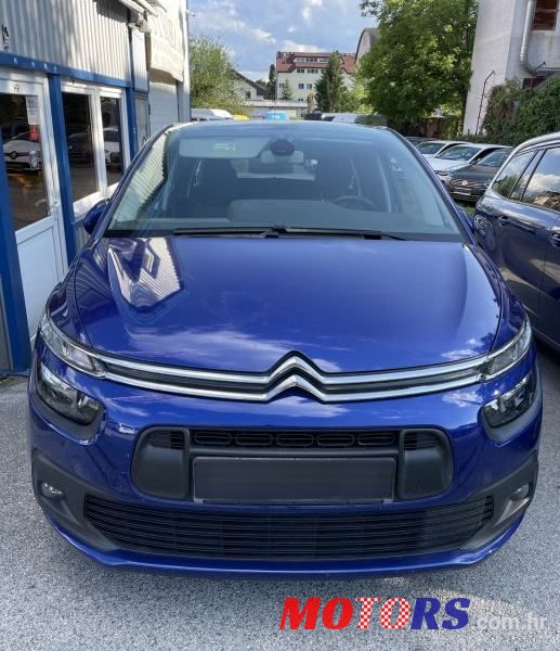 2017' Citroen C4 Grand Picasso Bluehdi 120 photo #6