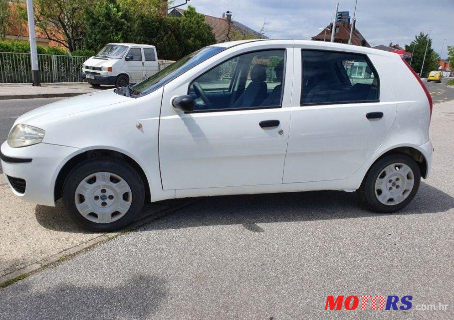 2005' Fiat Punto 1,2 photo #1