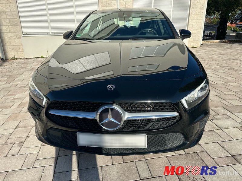 2019' Mercedes-Benz A-Klasa 200 photo #2