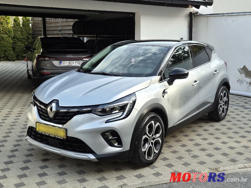 2021' Renault Captur Tce photo #1