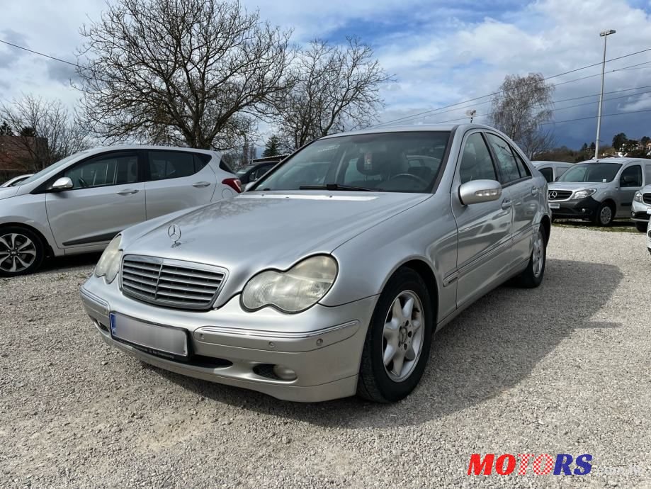 2002' Mercedes-Benz C-Klasa 220 photo #1