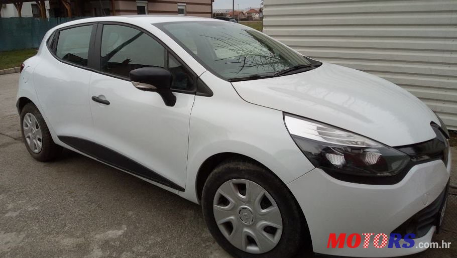 2015' Renault Clio Dci 75 photo #1