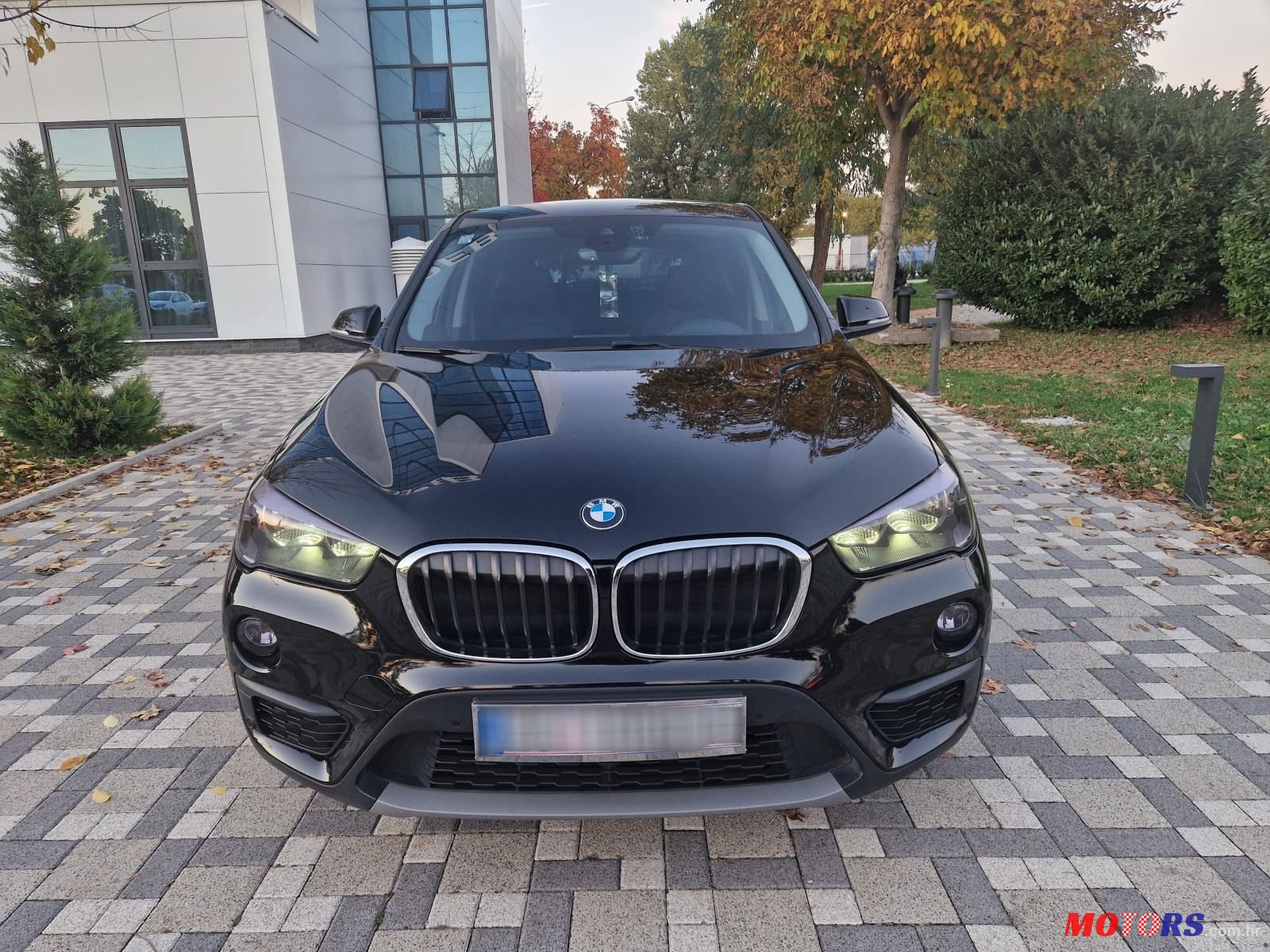 2017' BMW X1 18D photo #1