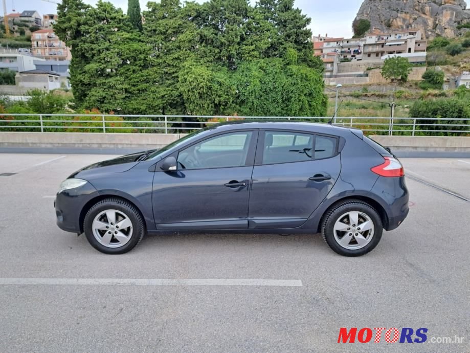 2010' Renault Megane 1,6 16V photo #1