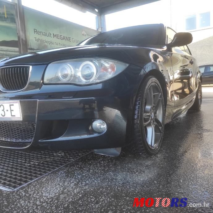 2010' BMW Serija 1 118D Sport photo #2