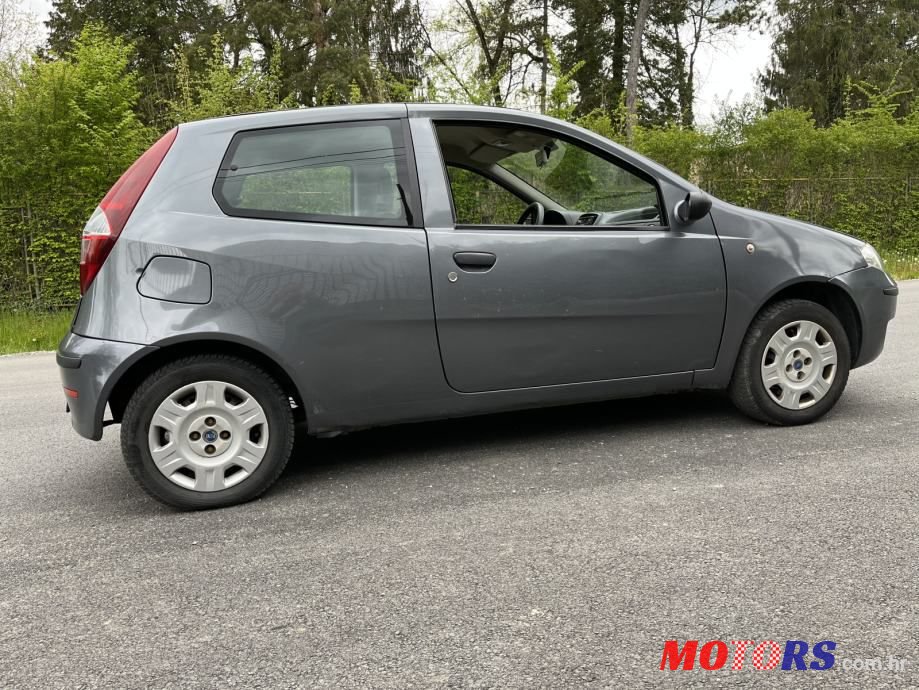 2005' Fiat Punto 1,2 16V photo #5