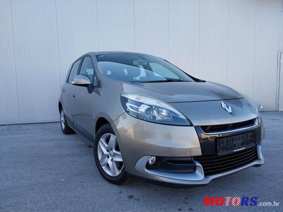 2012' Renault Scenic 1,6 Dci photo #1