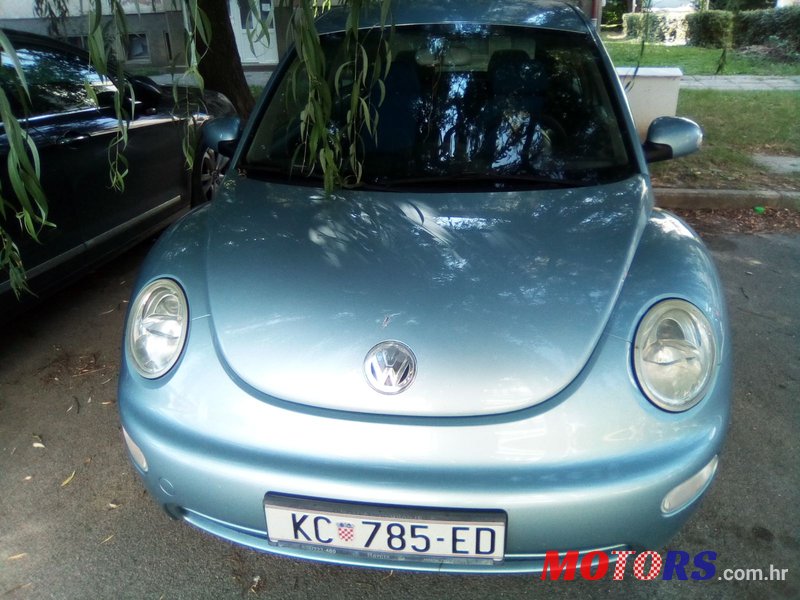 2003' Volkswagen Beetle photo #5