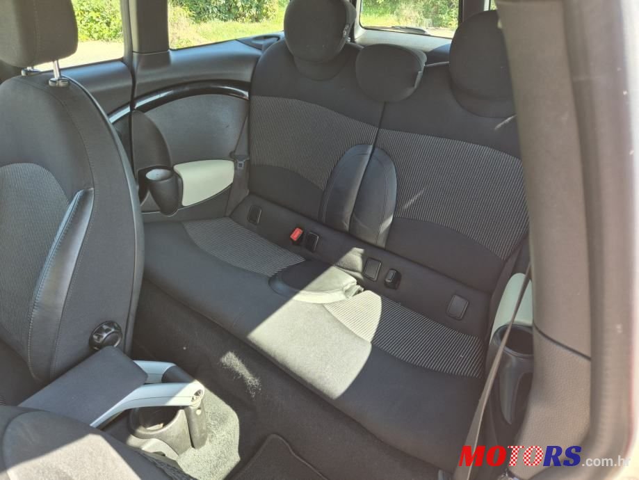 2008' MINI Clubman 1.6 photo #5