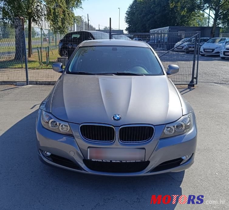 2011' BMW Serija 3 316D photo #2