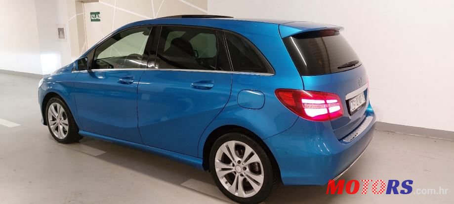 2015' Mercedes-Benz B-Klasa 200 Cdi photo #4