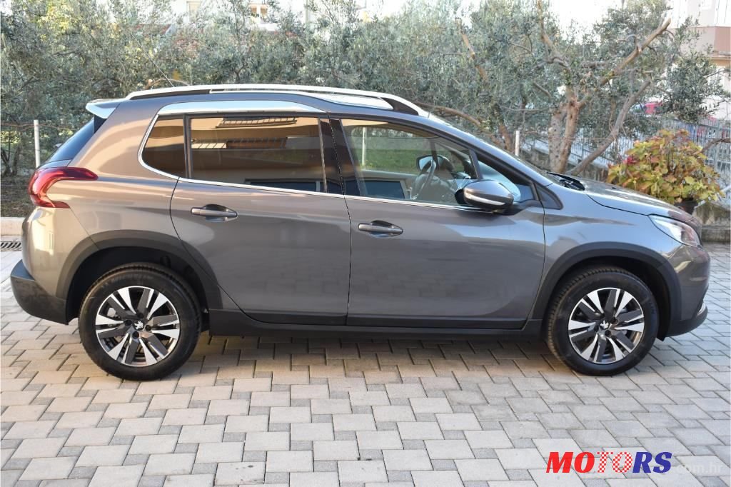 2018' Peugeot 2008 1,6 Bluehdi photo #5