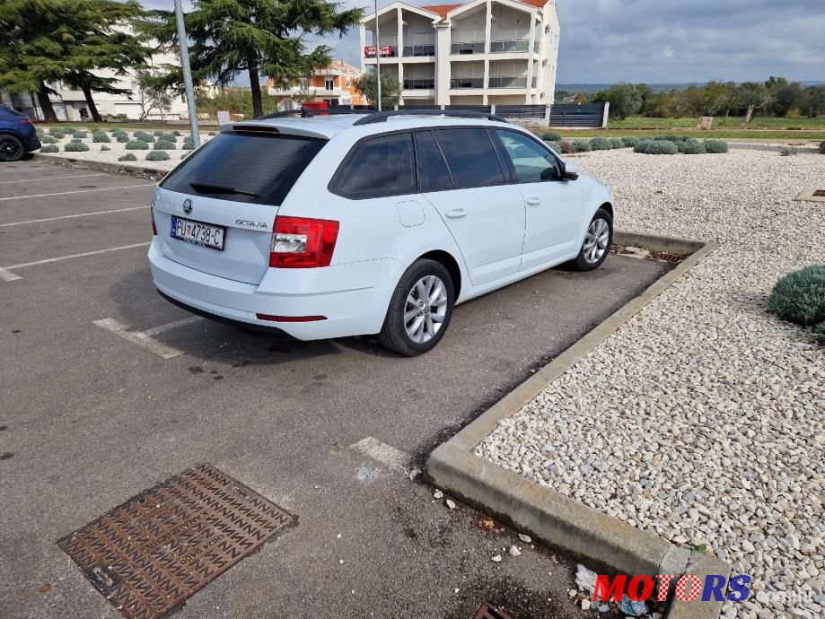 2018' Skoda Octavia Combi photo #6