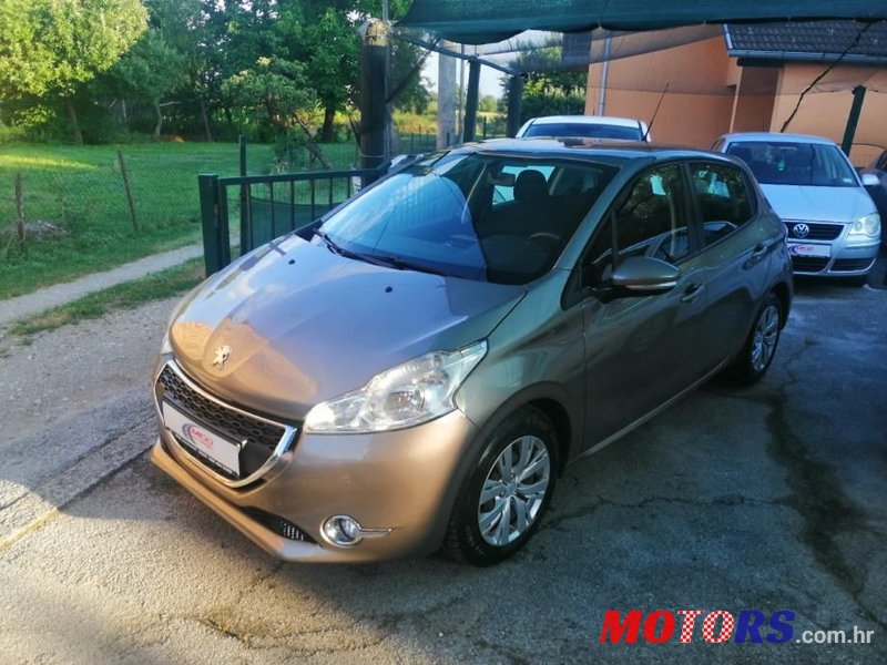 2014' Peugeot 208 1,4 Hdi photo #4