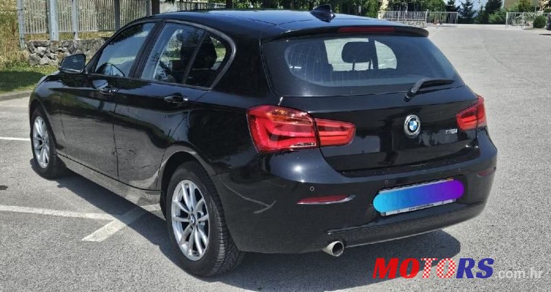 2015' BMW Serija 1 116I photo #5