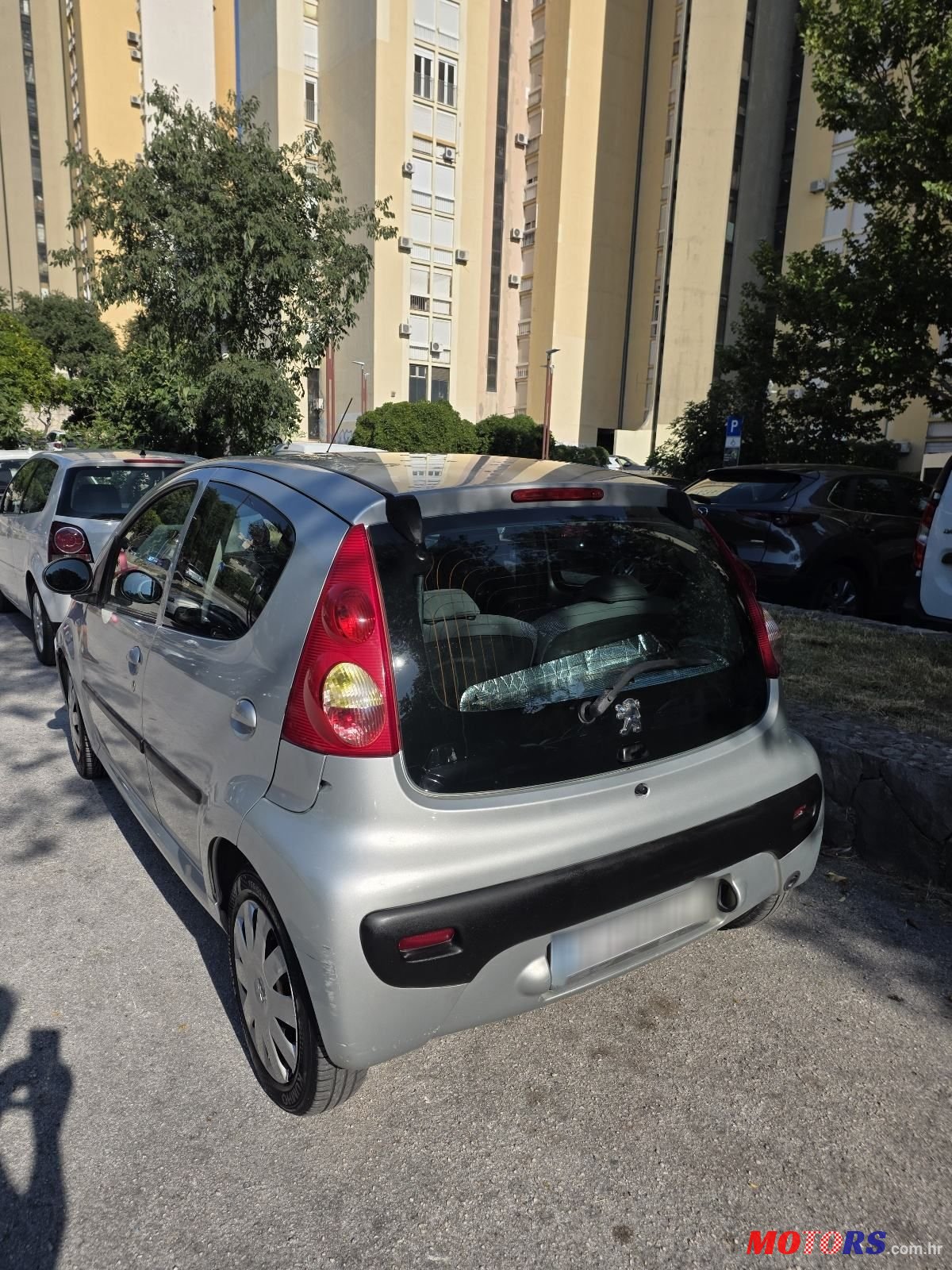 2008' Peugeot 107 1,0 photo #2