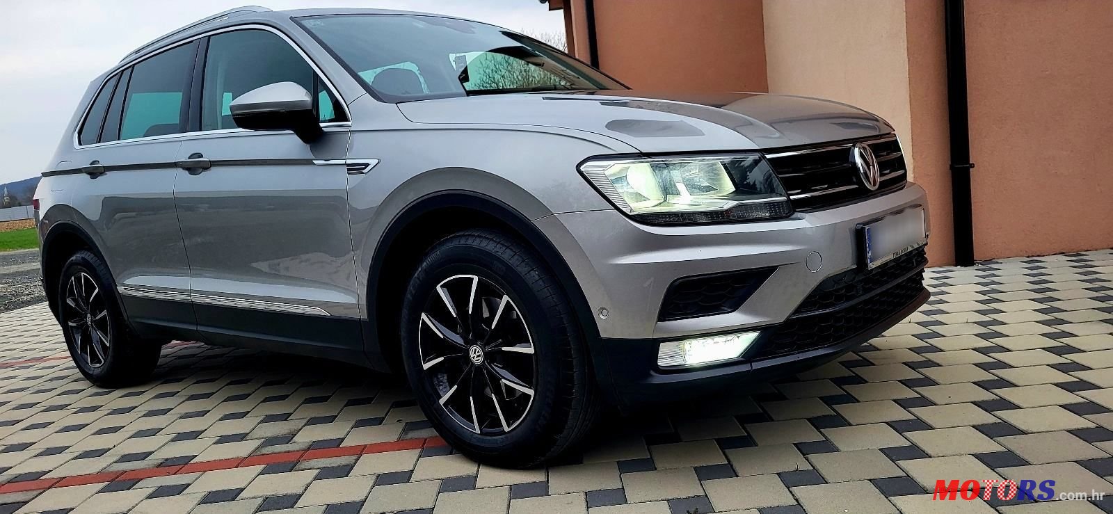 2016' Volkswagen Tiguan 2,0 Tdi photo #2