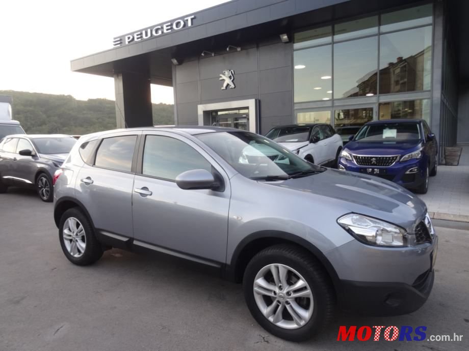 2010' Nissan Qashqai 1,5 Dci photo #1