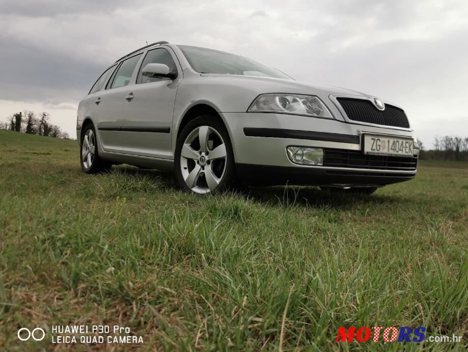 2007' Skoda Octavia Combi photo #5