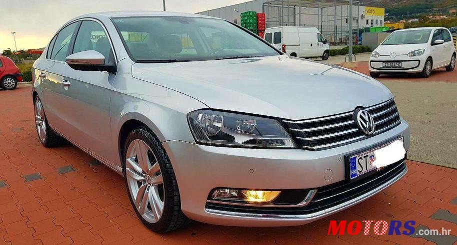 2011' Volkswagen Passat 2,0 Tdi Bmt photo #1