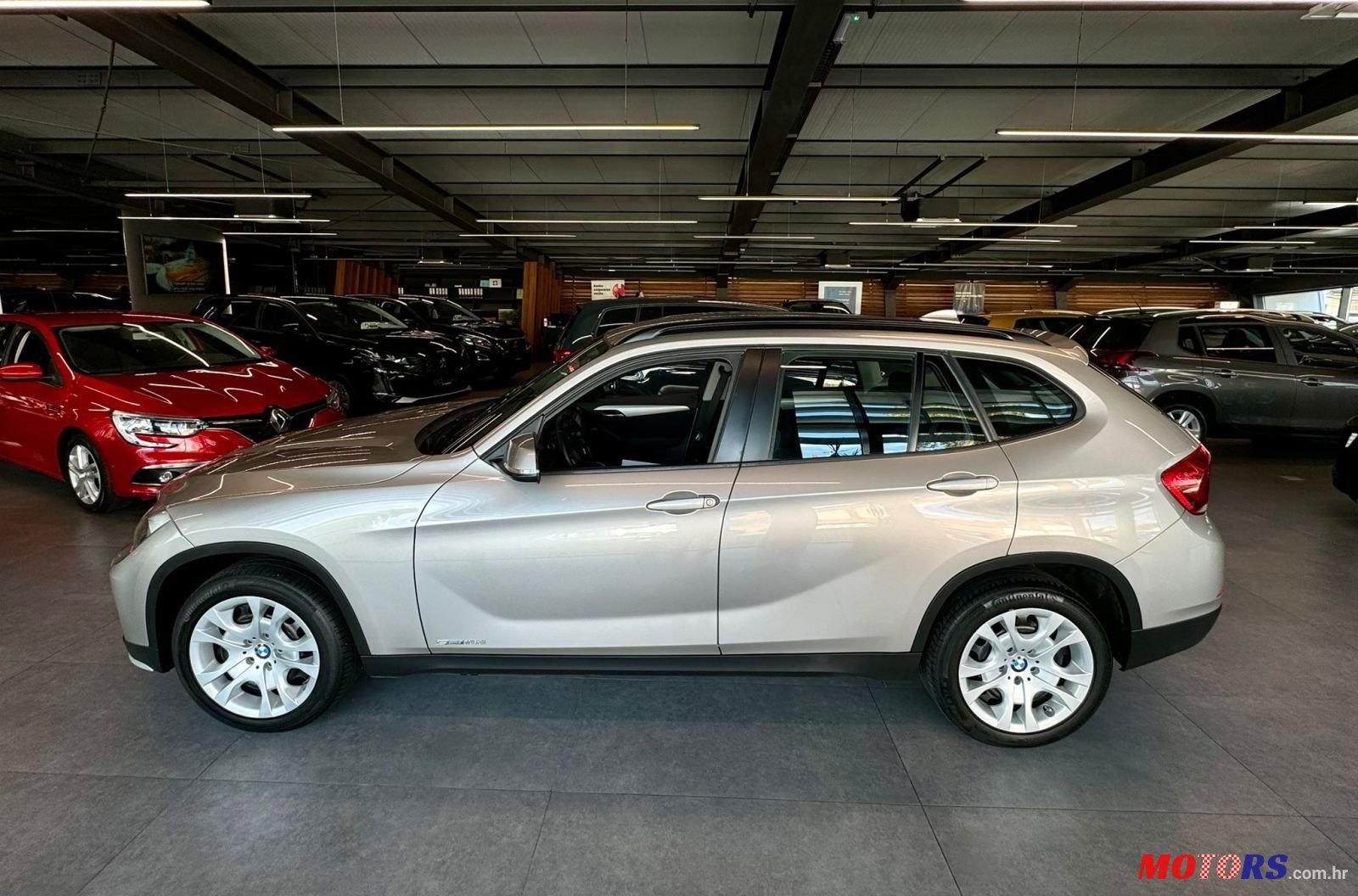 2014' BMW X1 Sdrive16D photo #3